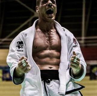 American jiu-jitsu champ Rafael Lovato Jr teaches Sweep