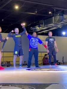 Savarese BJJ's Alves wins Men Of War Superfight