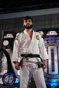 Leo Alves shines at Men Of War