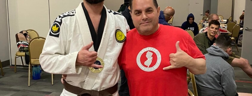 Savarese BJJ Team goes 5-2 at Men Of War