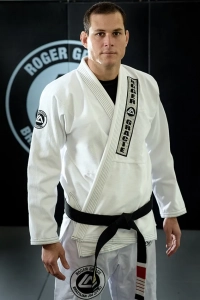 Devastating pressure in BJJ
